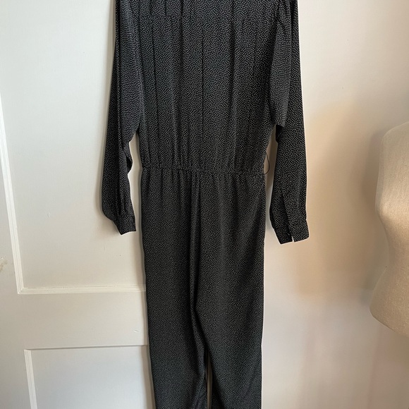 Vintage 90s Liz Claiborne Black and White Dotted Long Sleeve Jumpsuit with Belt - Picture 6 of 16